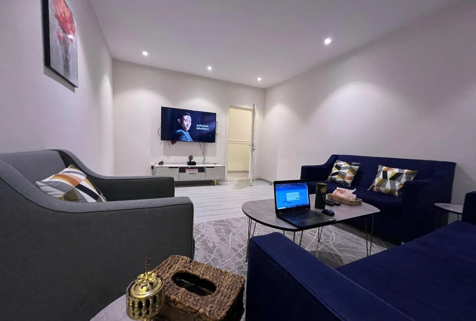 Spacious Condo/ 1Bhk/ Saari Road location